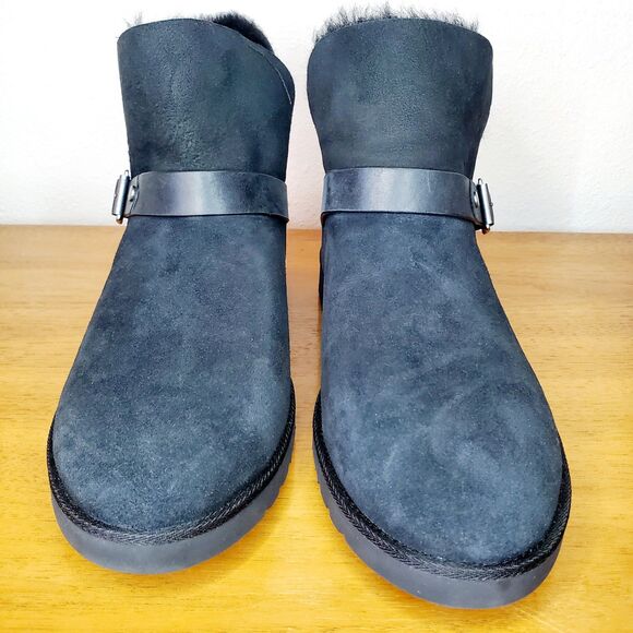 UGG Romely Short Buckle Suede Shearling Boots Casual Comfy Womens SZ 11.5 - Picture 2 of 12